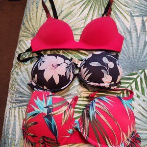 3 for 1  Victoria's Secrets Bras Red and Floral Patterns